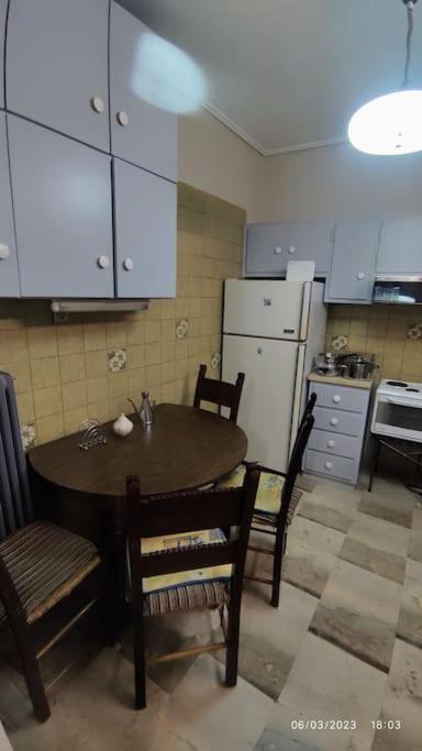 Sq Varnava Appartment 아테네 외부 사진